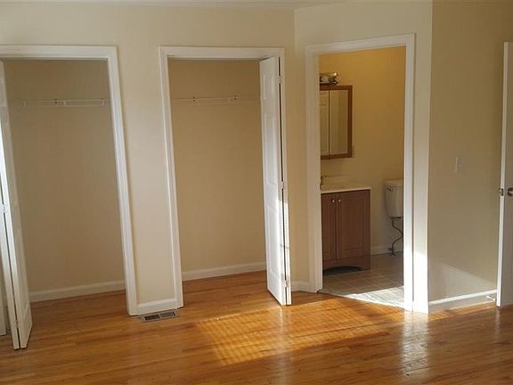 5th image of 162 Pine St #2