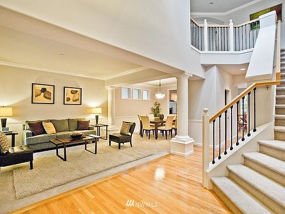 3rd image of 16636 NE 30th St
