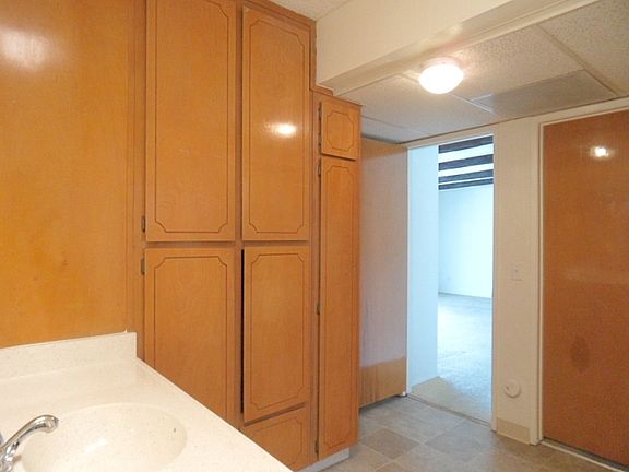 5th image of 8691 Lemon Ave APT 06
