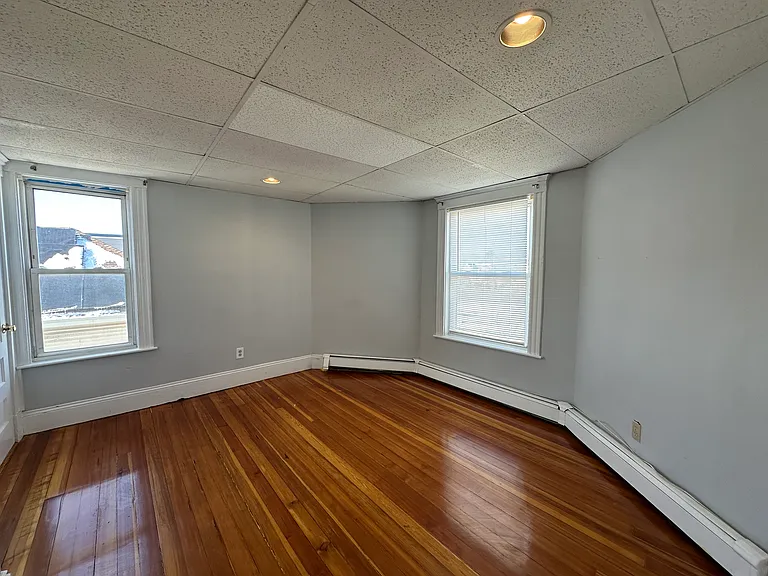 80 Park Ave #5 — Photo 5