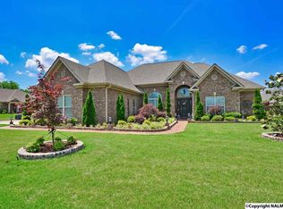 34 Forest Meadow Blvd, Huntsville, AL 35824