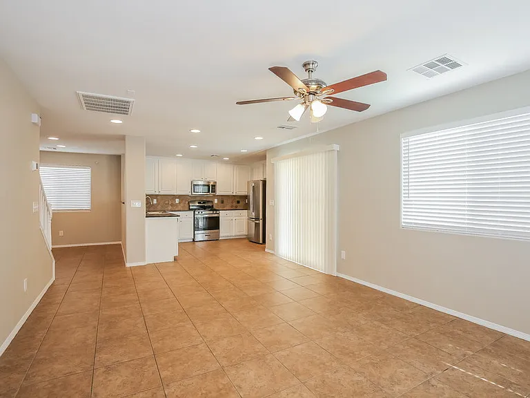 8300 Wildwood Glen Dr — Photo 4