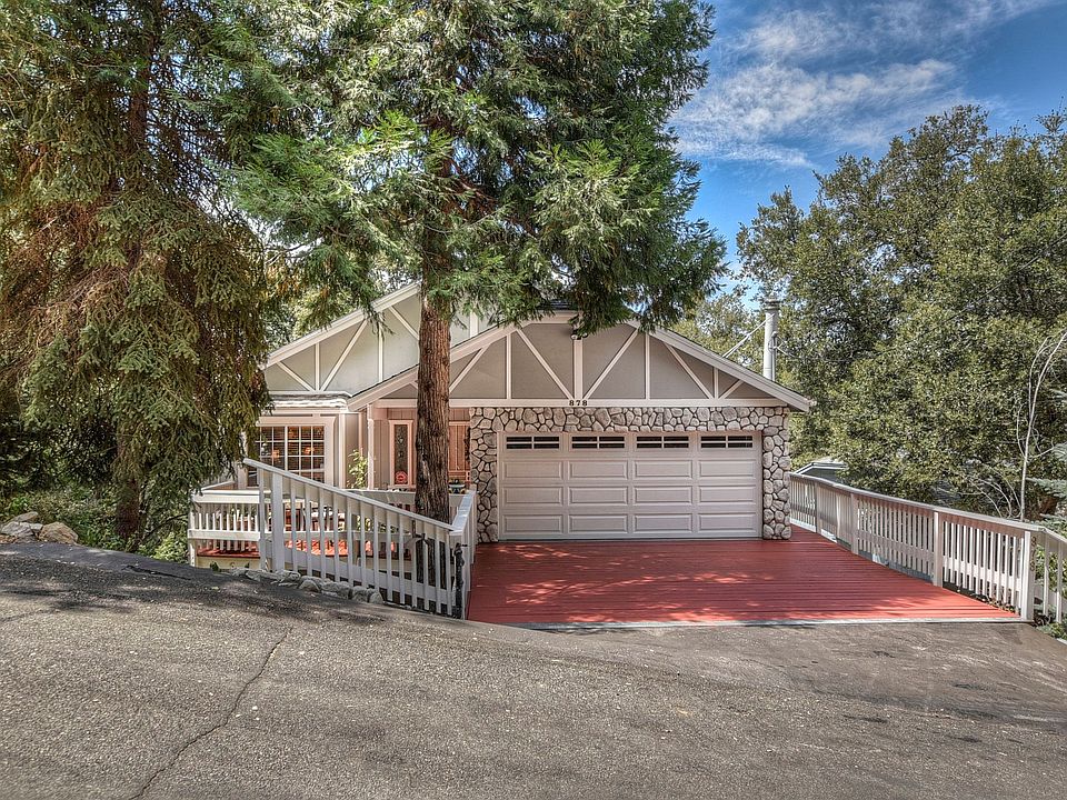 1st image of 878 Berne Dr