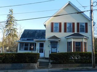 49 Wachusett St, Fitchburg, MA 01420