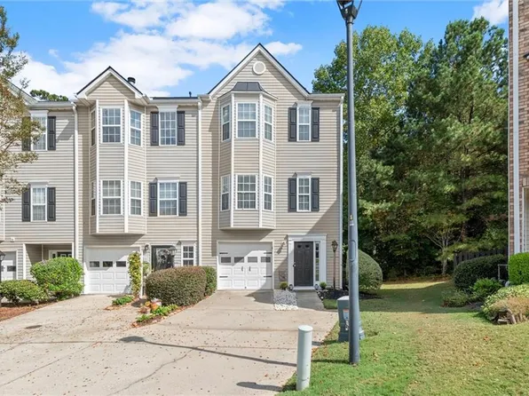 1354 Pilgrim Lake Dr, Cumming, GA 30040