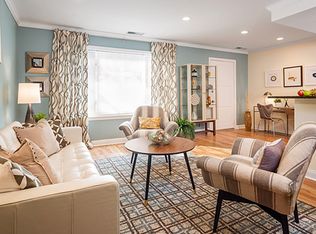 182 Sherman Rd #182, Chestnut Hill, MA 02467