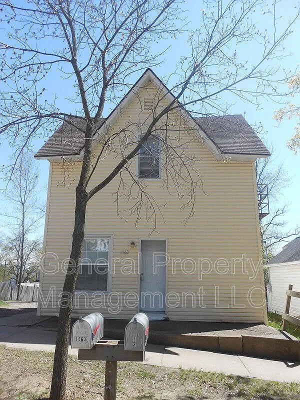 1 bed, 1.0 bath, $795 — Photo 1