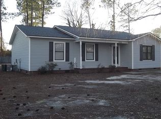 5909 Rehoboth Rd, Hope Mills, NC 28348