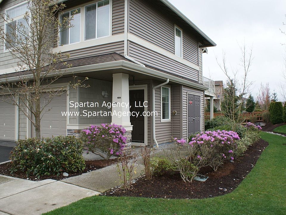 1st image of 1027 61st St SE APT 102
