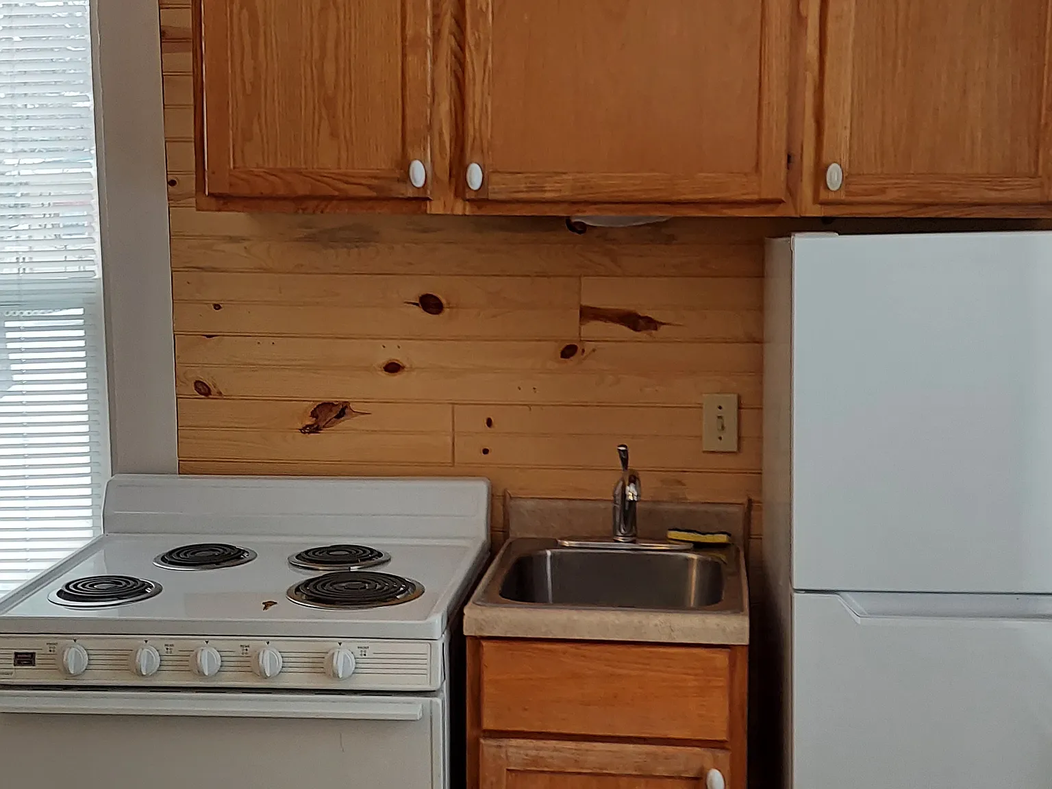 Studio, 450 sqft, $550 — Photo 1