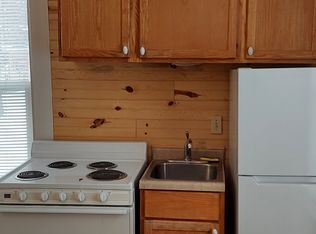 201 W Madison Ave APT 1, Fairfield, IA 52556