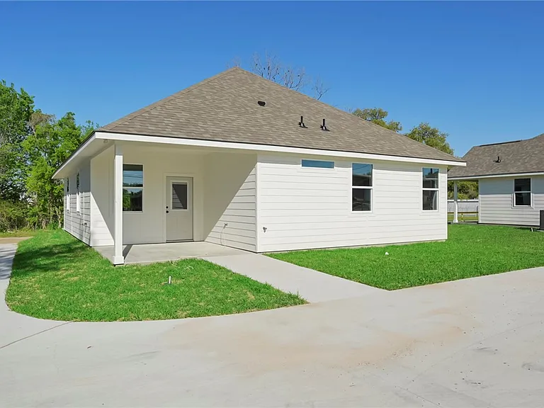 1508 Echols St — Photo 17