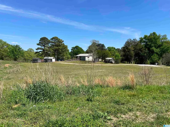 200 Fulton Rd, Columbiana, AL 35051