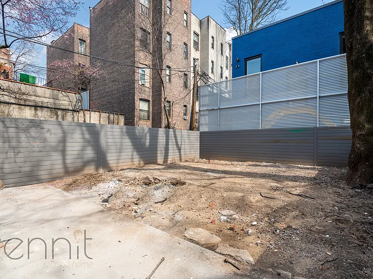 893 4th Ave #GARDEN — Photo 17
