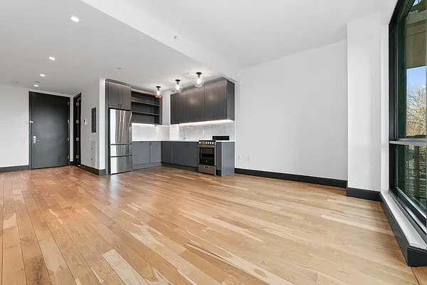 Rented by MNS | media 2