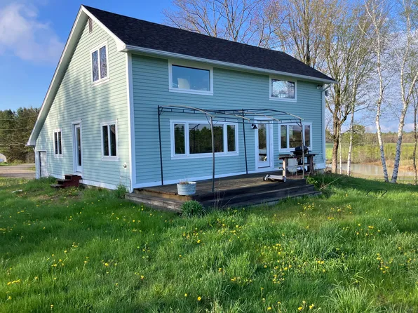 29 Long Meadow Dr #1, Gardiner, ME 04345