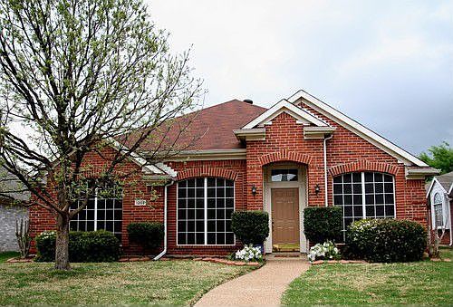 1st image of 1205 Taylor Ln