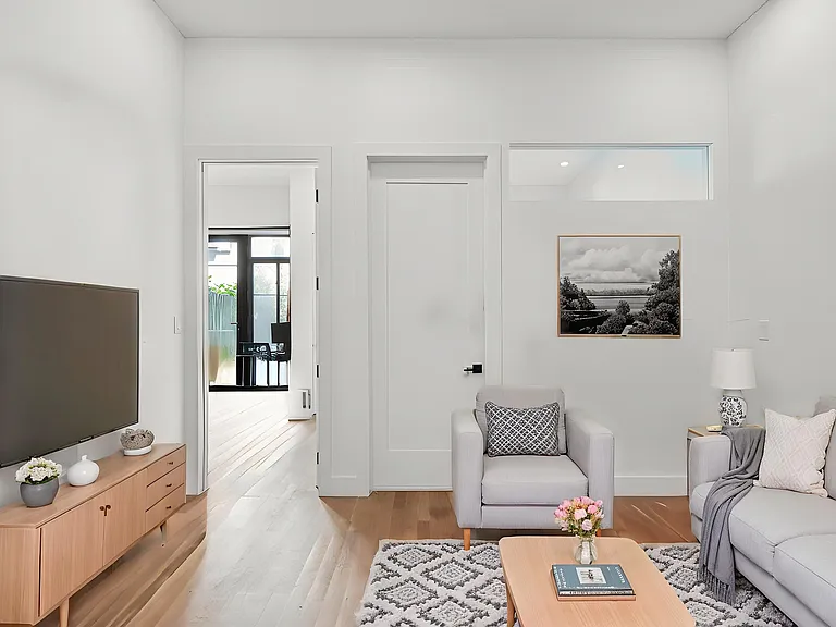 841 Dekalb Ave #1RR — Photo 1