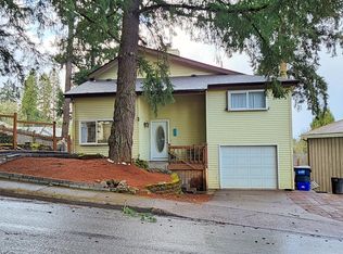 268 S 68th Pl, Springfield, OR 97478