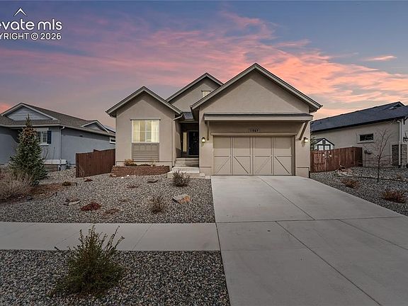 3rd image of 11065 Deer Feather Dr
