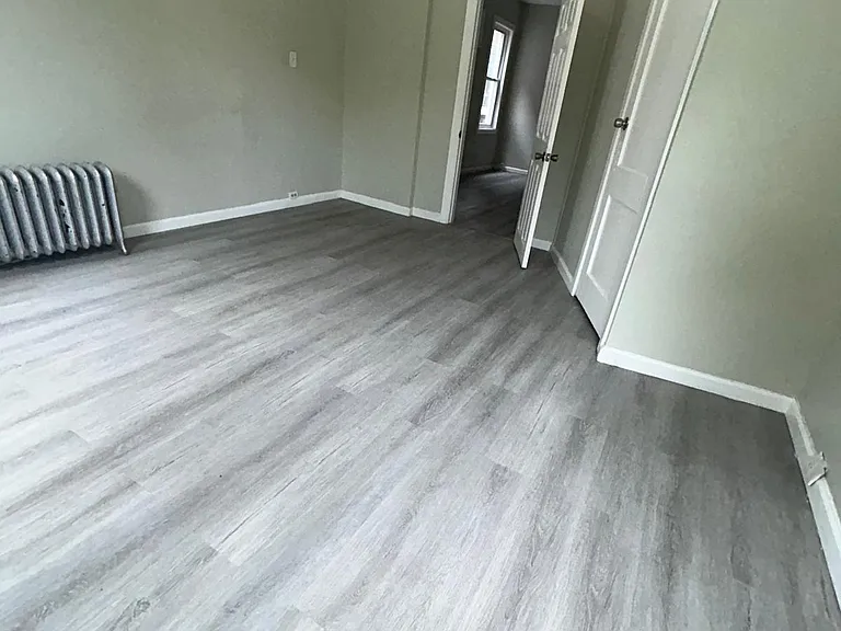 76 Eaton Pl #2B — Photo 7