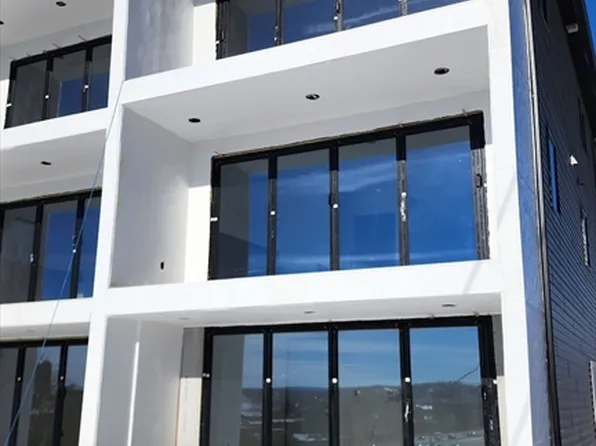 47 Laurel St, Worcester, MA 01605