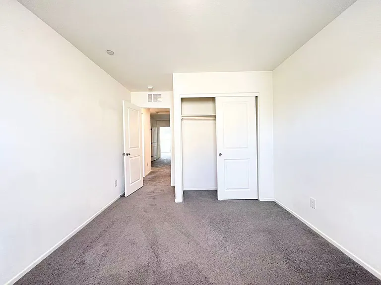 1923 Stanza Vista St — Photo 13