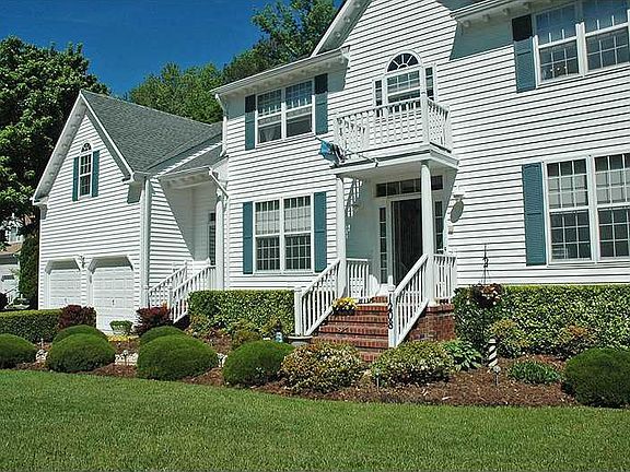 3rd image of 1208 Willow Creek Ct