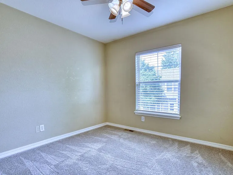 2370 Windmill Dr — Photo 24