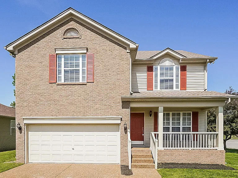 400 Hunters Path Ct — Photo 1