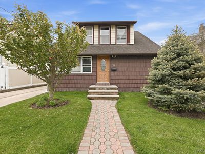 50 Leonard Avenue, Freeport, NY, 11520