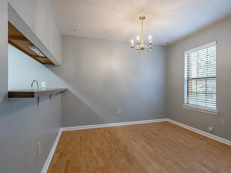 123 Barksdale Ct #123 — Photo 5