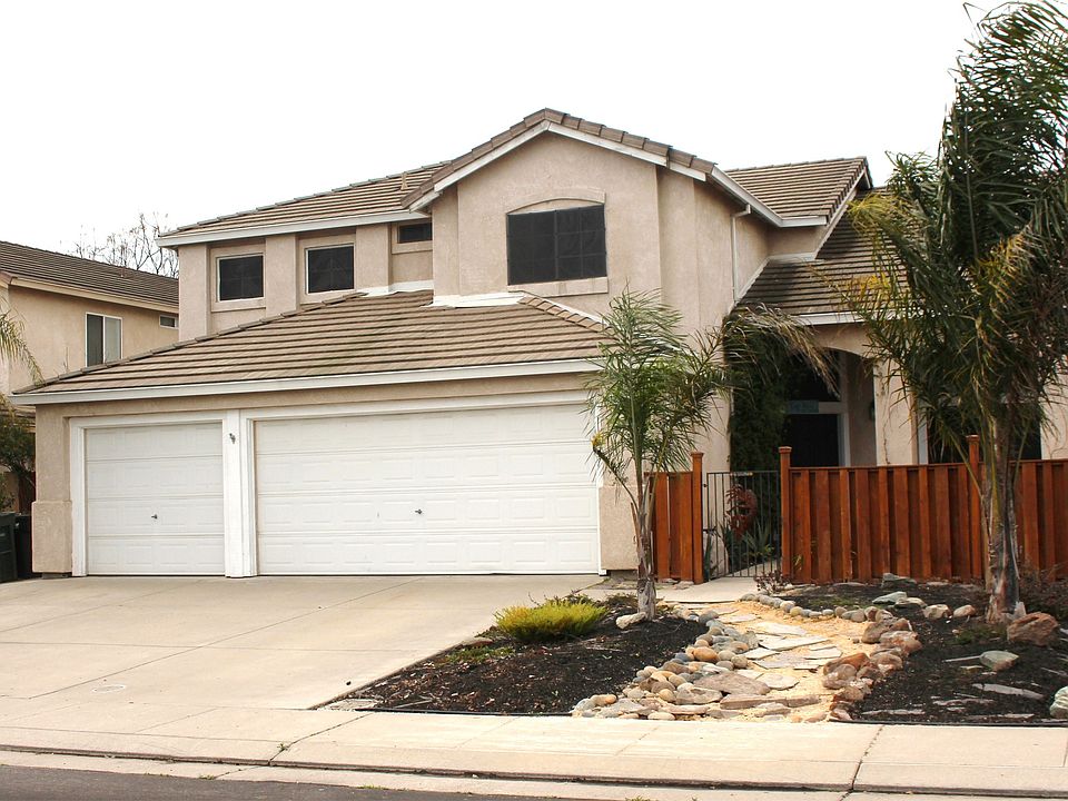 1st image of 14524 Pinewood Dr