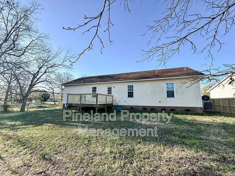 341 Kingdom Estate Dr — Photo 5