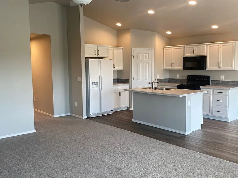 5214 Clearfield Ct — Photo 46