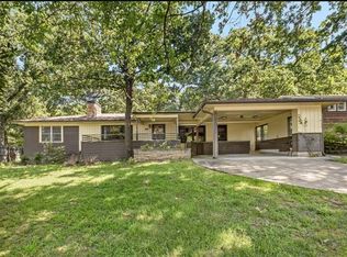 1054 N Eva Ave, Fayetteville, AR 72701