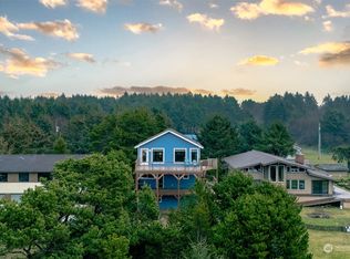 7 Ocean Lane, Copalis Beach, WA 98535