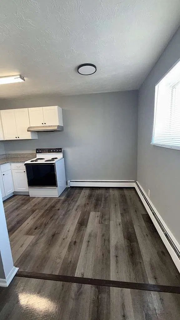 4640 Oberlin Avenue - 4640 - B6 — Photo 2