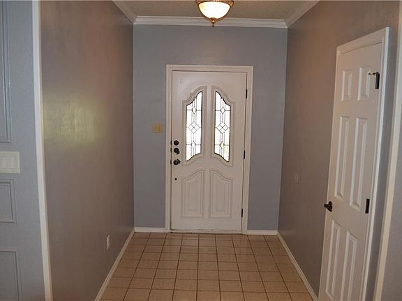 2nd image of 6304 Suffolk Dr