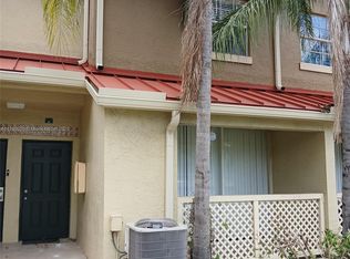 18342 NW 68th Ave APT M, Hialeah, FL 33015