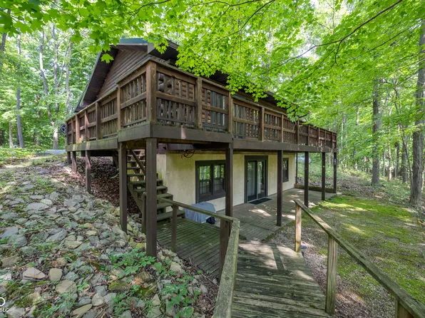 11223 E Hidden Dr, Rockville, IN 47872