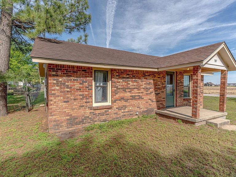 Listing photo 4