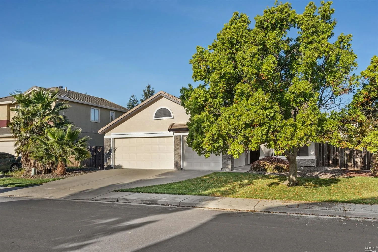 1030 Copper Ct photo 1