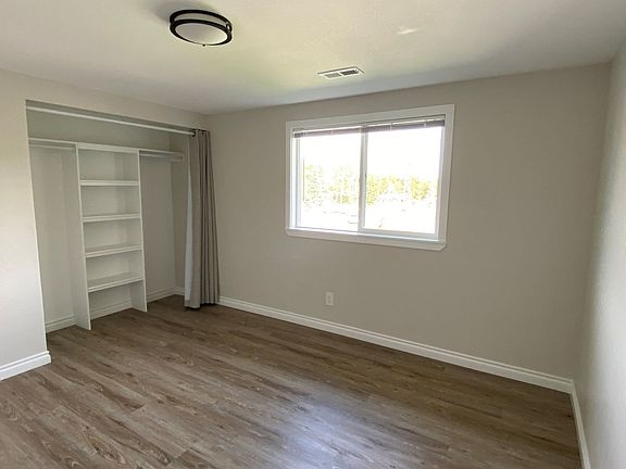 4th image of 304 S Forest Dr APT 17