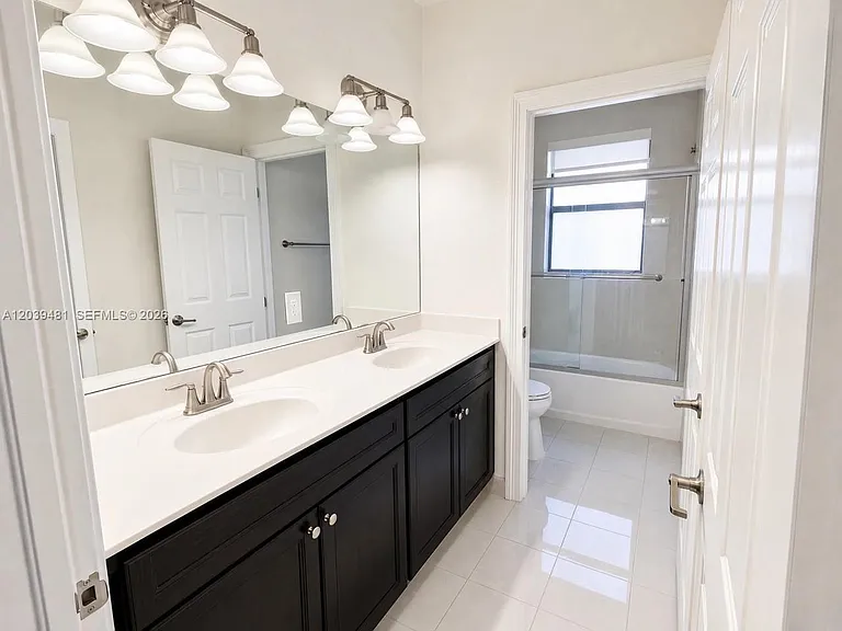 8605 NW 102nd Ct — Photo 19