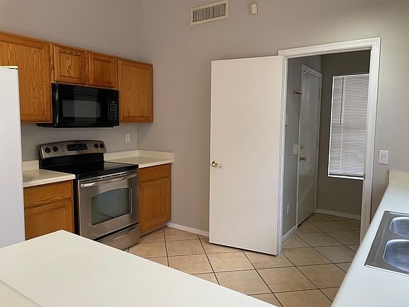 4th image of 4561 W Joshua Blvd