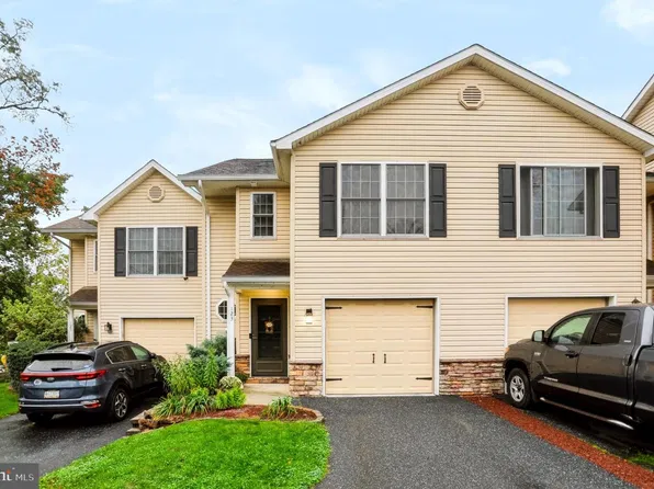 123 Bungalow Rd, Enola, PA 17025