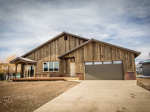 front of house, driveway