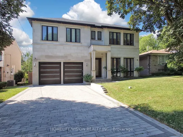 35 Longwood Dr SW, Toronto, ON M3B 1T9