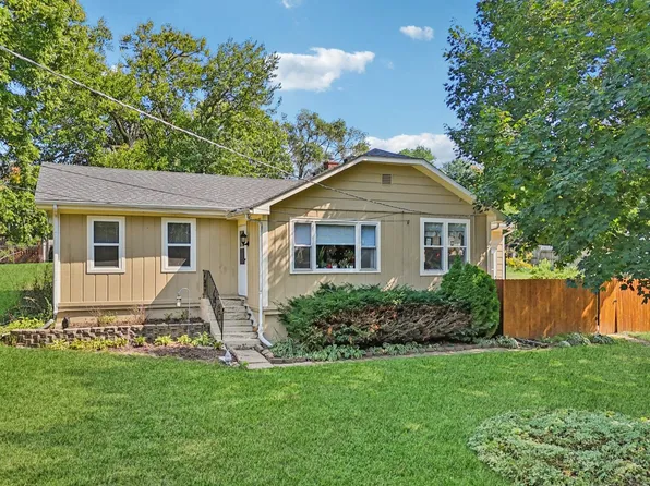 236 Venice Rd, Lakemoor, IL 60051